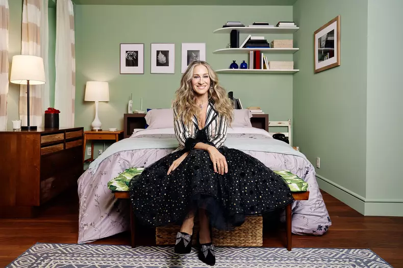 Sex and the City fans can book an Airbnb stay at Carrie Bradshaws iconic New York City apartment