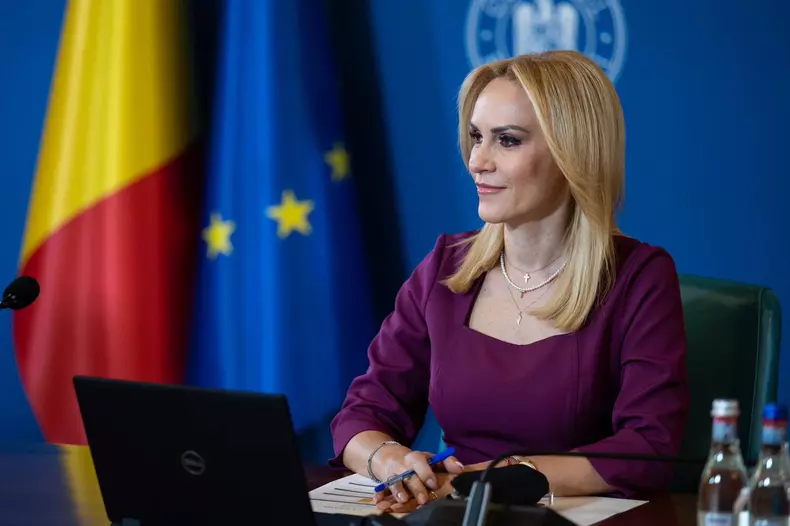 gabriela-firea-3