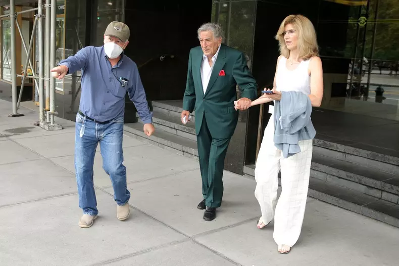 EXCLUSIVE: Tony Bennett Leaves His Apartment To Rehearse With Lady Gaga In New York City