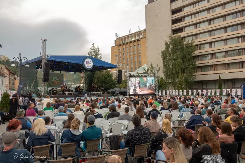 brasov-jazz-blues-festival_piata-sf.-ioan