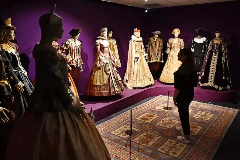 Expozitie-Corul-Madrigal-1