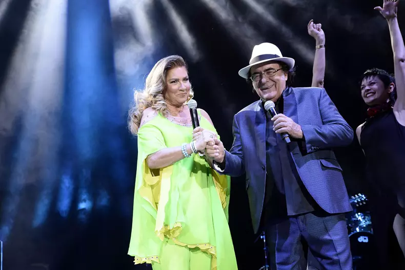 Romina und Al Bano Power - auf der Abschieds Tour in Deutschland, Hamburg, Germany - 18 Mar 2018