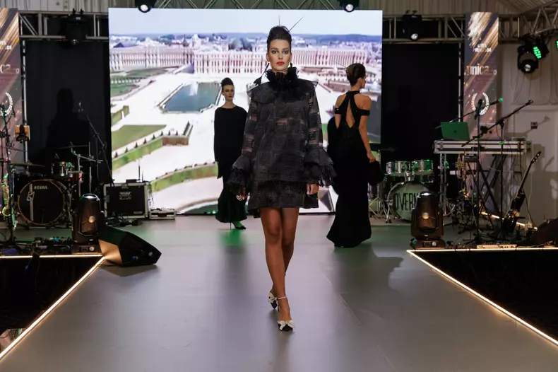 prezentare-de-moda-catalin-botezatu-premiile-unica-2024-10