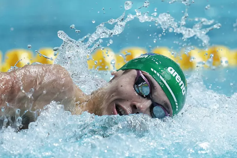 Euromeet Luxembourg 2024 27.01.2024, Euromeet Luxembourg, Euromeet, Schwimmen, Natation, FLNS vl: David Popovici (ROU, R