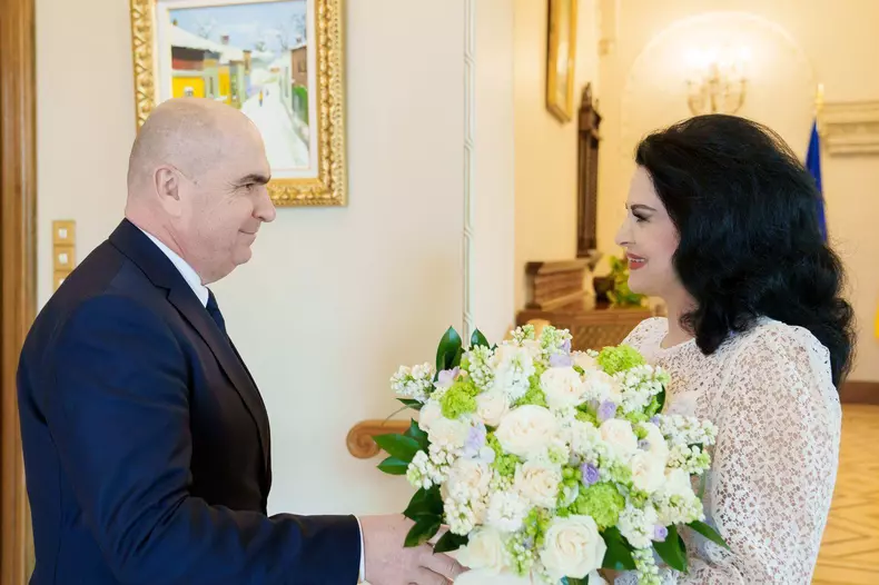 Președintele interimar Ilie Bolojan a onorat-o pe Angela Gheorghiu la Palatul Cotroceni, 3 aprilie 2025