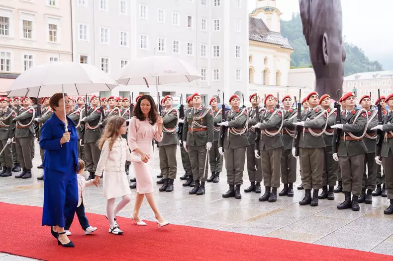 mirabela cu aheea si antim
