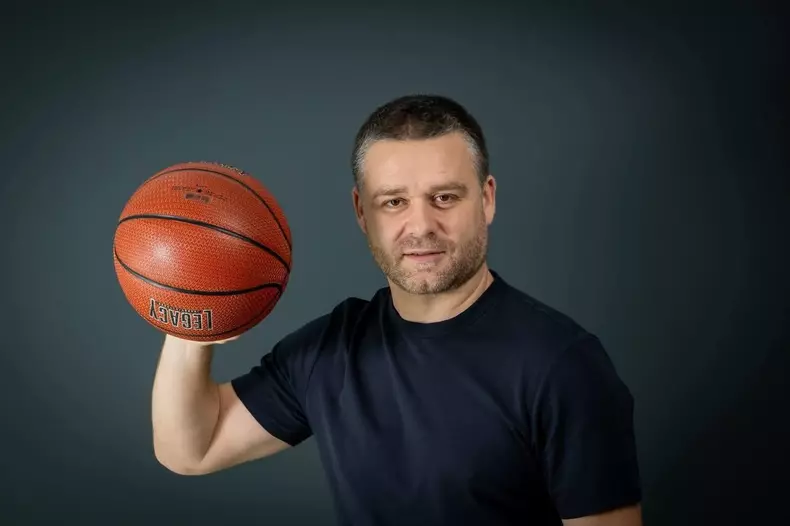 ciprian ciucu cu minge