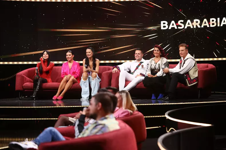 yana-concurenta-mireasa-nicoleta-nuca-irisha-marian-pavel-rona-hartner-constantin-enceanu-razi-cu-ROaST-de-sarbatoare-