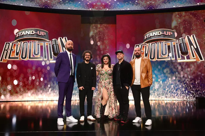 teo-vio-costel-maria-popovici-dan-badea-in-finala-sezonului-2-stand-up-revolution_2022
