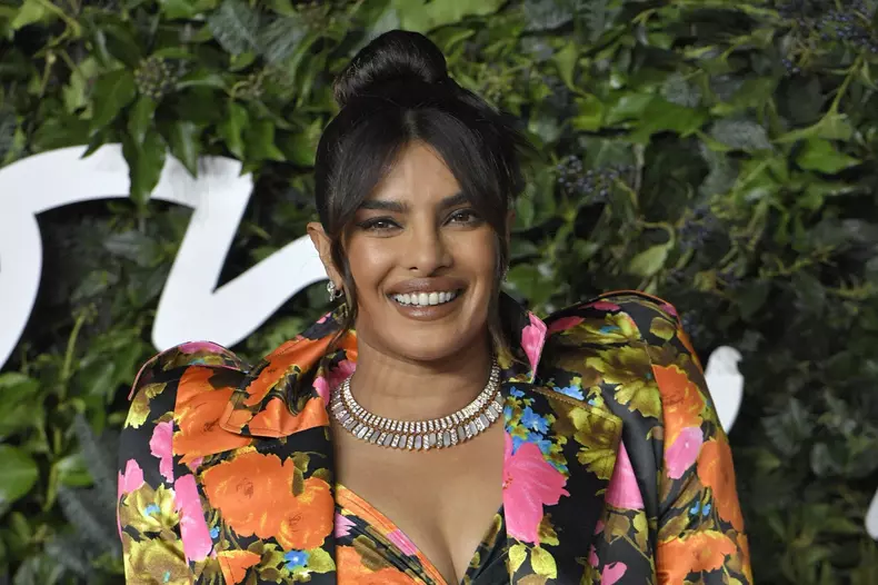 Priyanka Chopra, dezvăluiri emoționante. Ce i-au zis medicii după ce bebelușul ei a venit pe lume