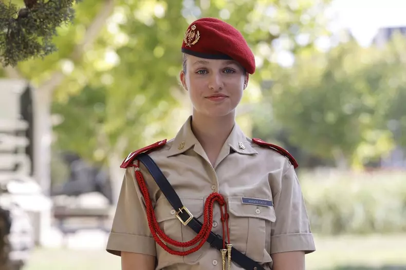 Prințesa Leonor a Spaniei și-a inceput stagiul militar la Academia Militară din Zaragoza, pe 19 septembrie 2023