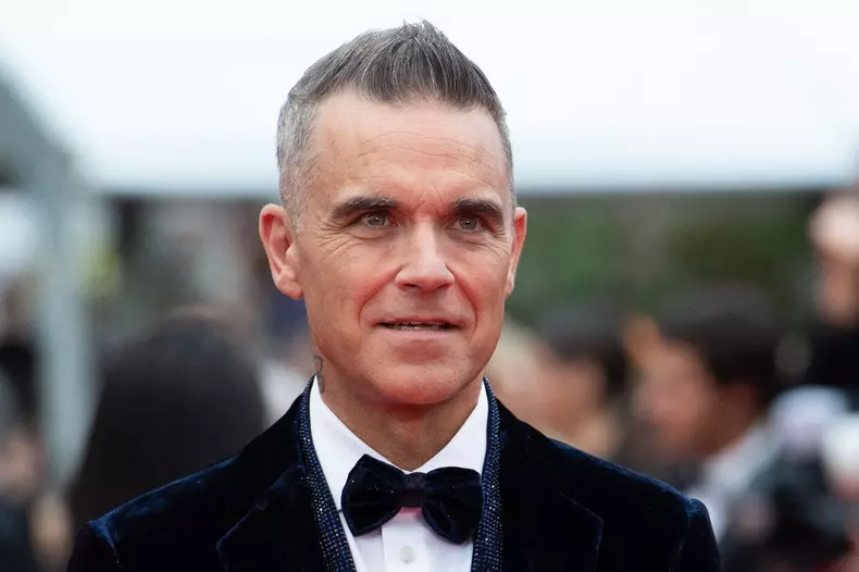 Robbie Williams ia medicamente pentru a slăbi 