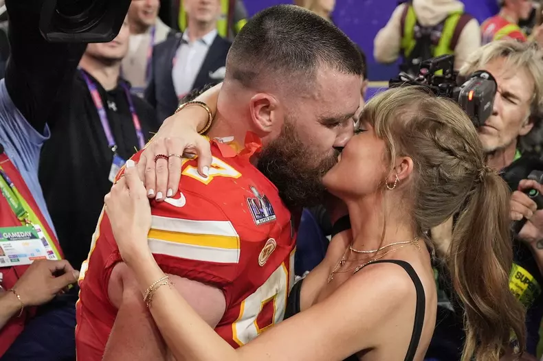 Taylor Swift, atracția principală de la Super Bowl 