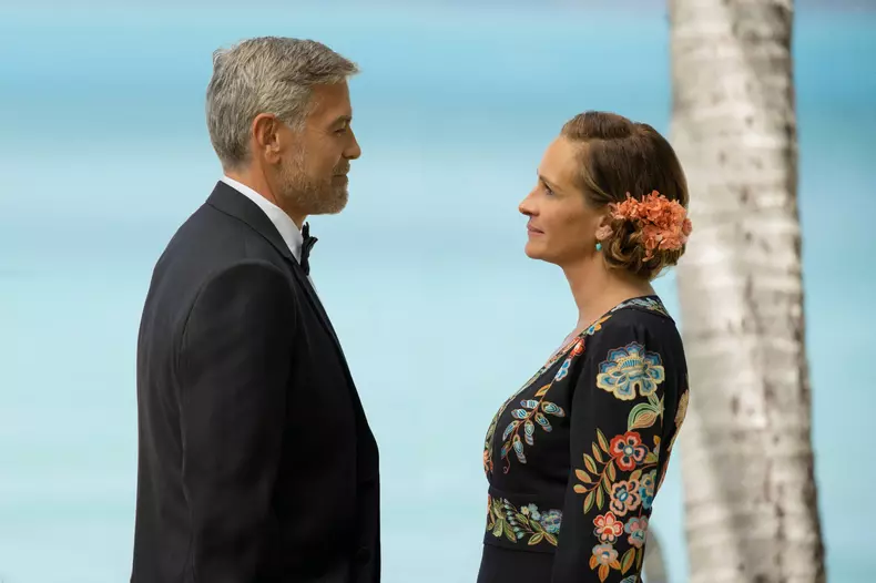 "Ticket to Paradise" (2022)