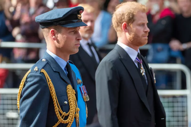Prințul William și Prințul Harry nu și-au vorbit la înmormântarea unchiului lor 