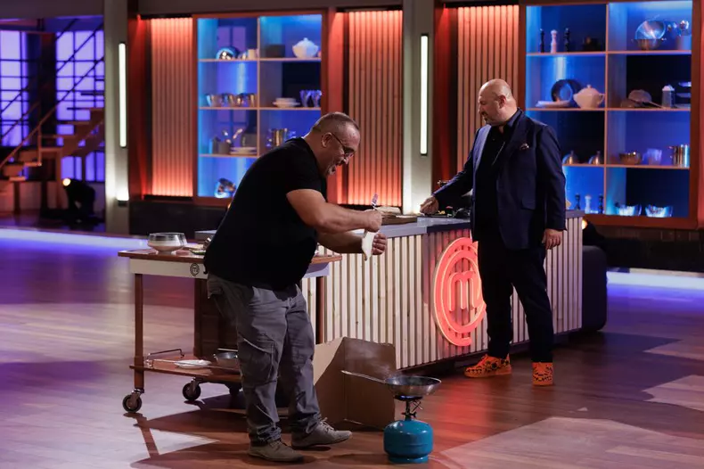 Florin Nistor, accident la MasterChef România - 23 septembrie 2024  (7)