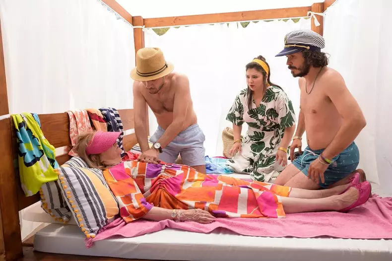 Când apare „Moartea în vacanță” pe Netflix  (1)