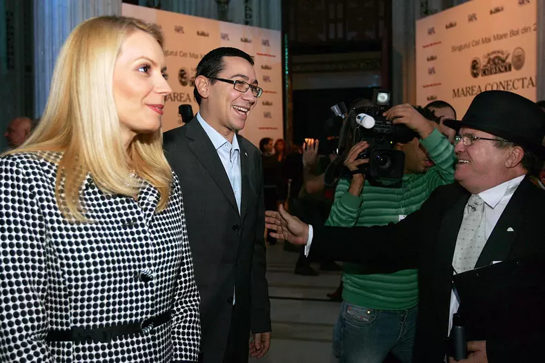 Victor Ponta și Daciana Sârbu au divorțat  (3)