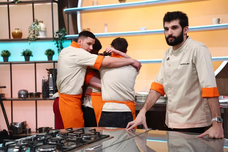 Diana Mureșan, eliminată de la Chefi la cuțite - 12 mai 2025  (2)