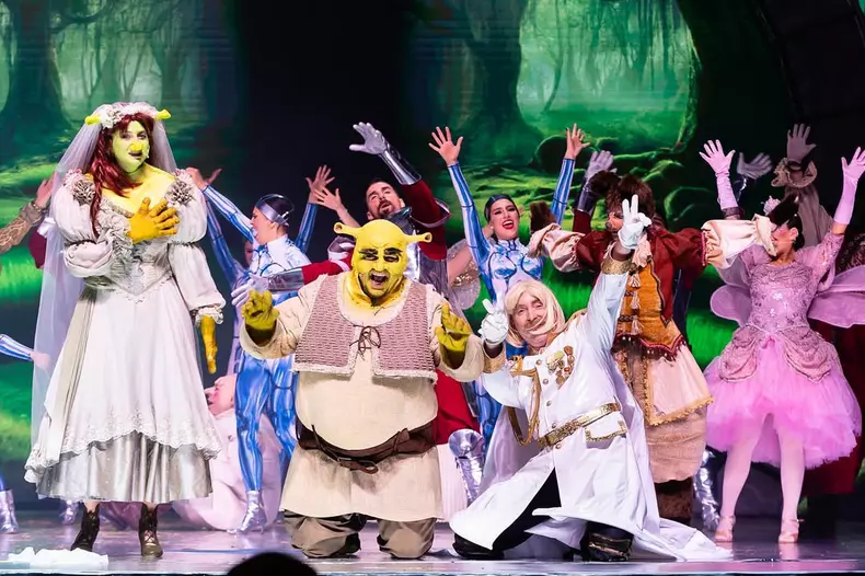 Horia-Brenciu-Shrek-11