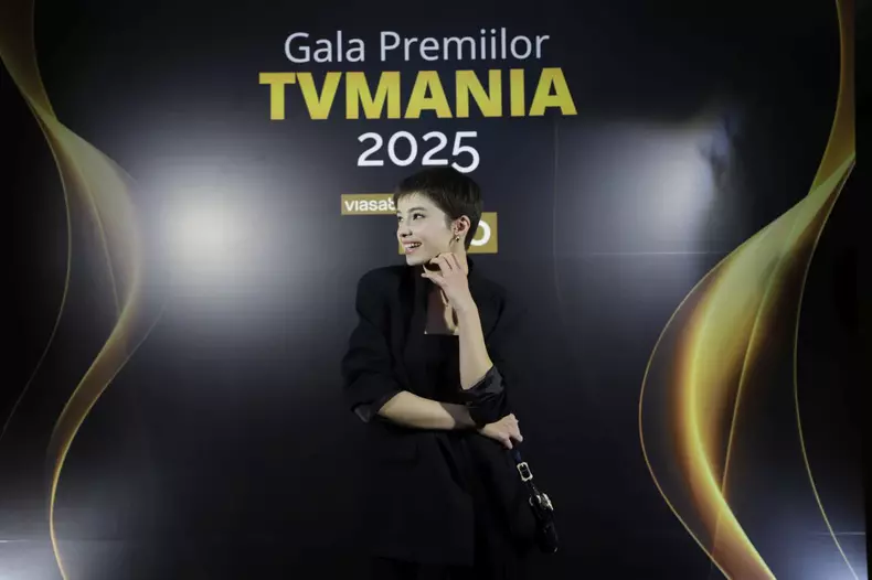 karina-jianu-premiile-tvmania-2025 (11)
