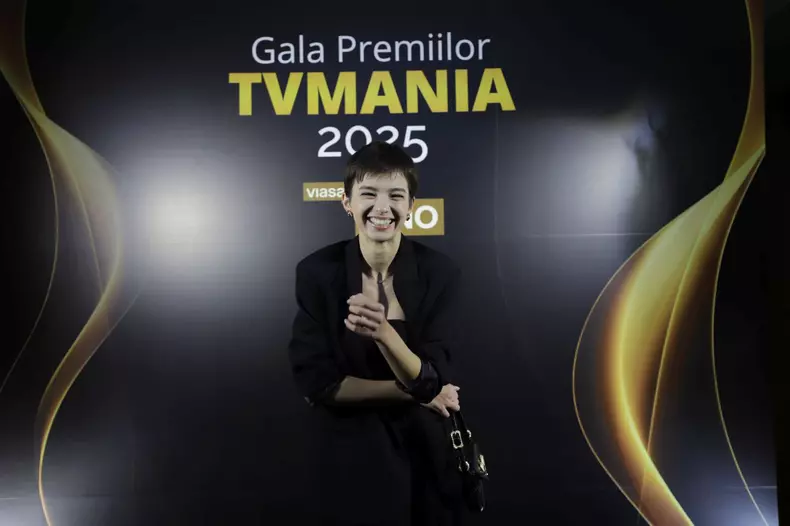 karina-jianu-premiile-tvmania-2025 (12)