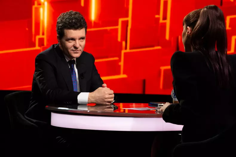 NICUSOR_DAN- la 40 de Intrebari cu Denise Rifai