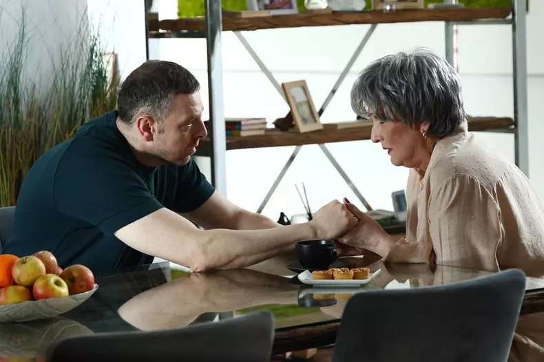 Ana, Mi-ai fost scrisă în ADN - Difuzare 9.04