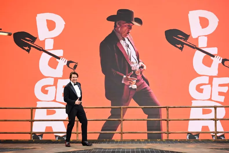 Digger_London_Tom Cruise