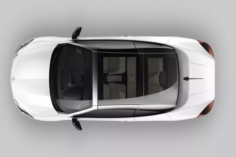 Renault a prezentat noul model Megane Coupe-Cabriolet
