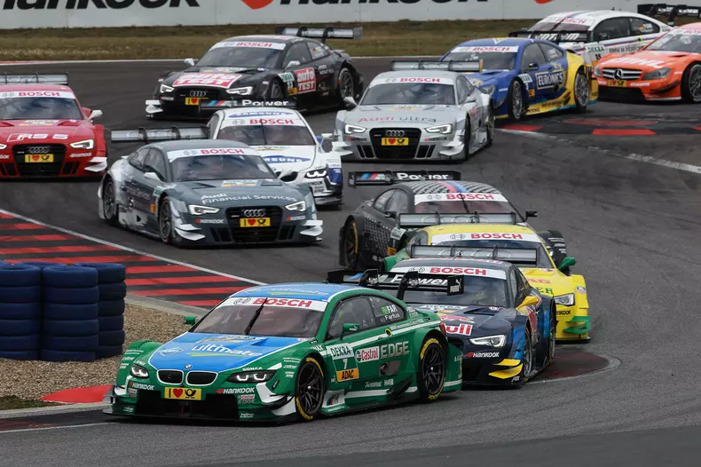 2013_DTM_Oschersleben_medium_1600x1066