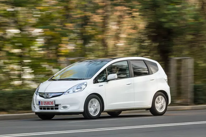 Honda Jazz Hybrid 3