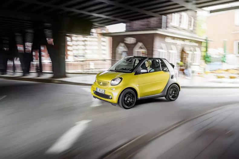 smart fortwo cabrio (1)