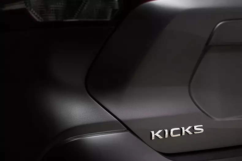 2016 nissan kicks (2)