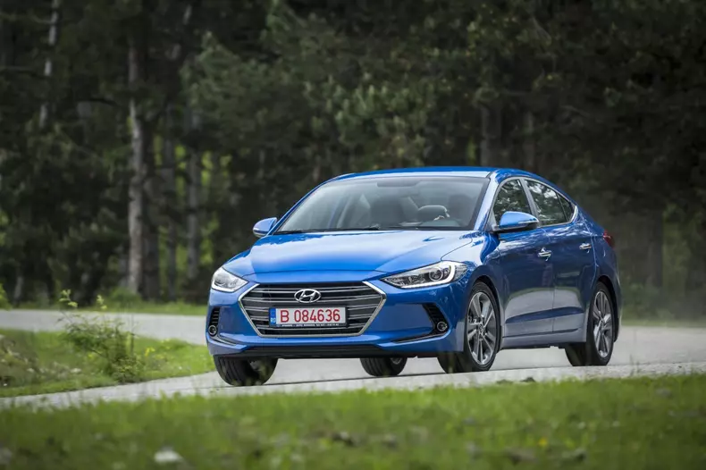 Hyundai Elantra