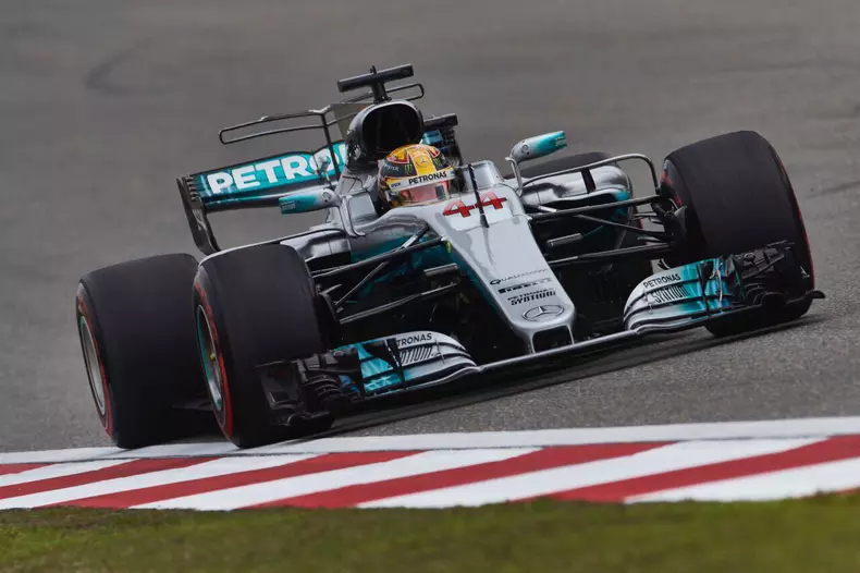 lewis hamilton marele premiu al chinei