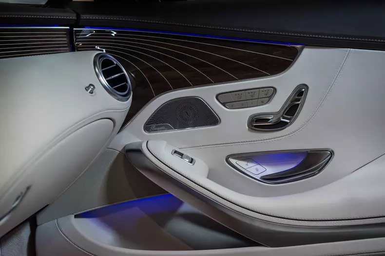 Mercedes-Maybach S 650 Cabriolet_Tiriac Collection (7)