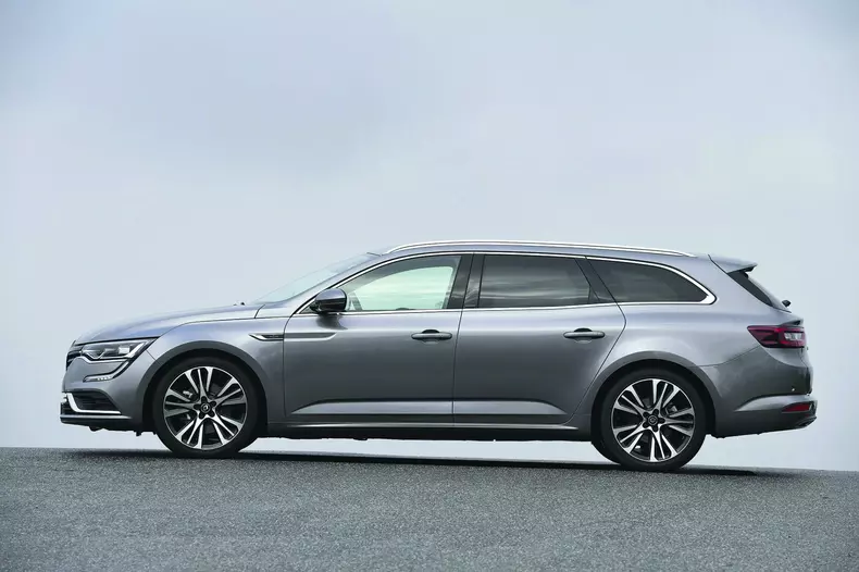 Opel Insignia, Renault Talisman, VW Passat Kombis