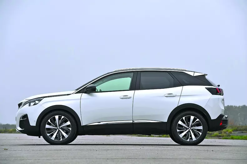 Vergleich Opel Grandland X, Peugeot 3008, Renault Kadjar