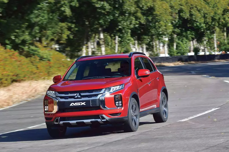 Mitsubishi ASX facelift 2019 oficial 18
