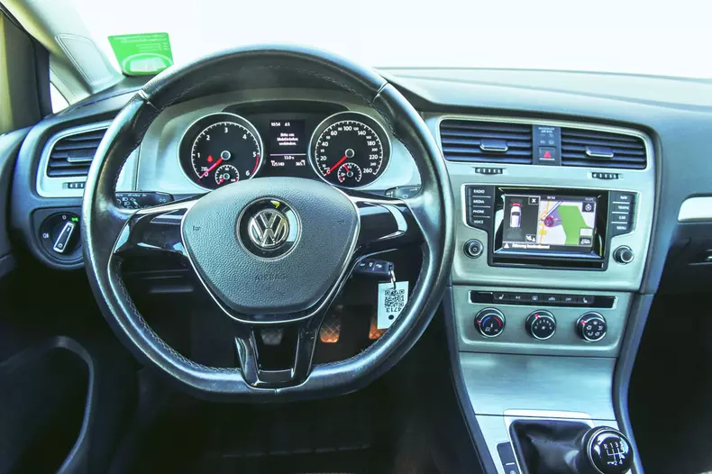 VW Golf second hand 001