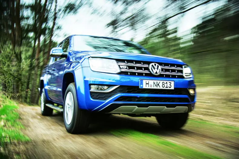 Comp Amarok vs Clasa X 001