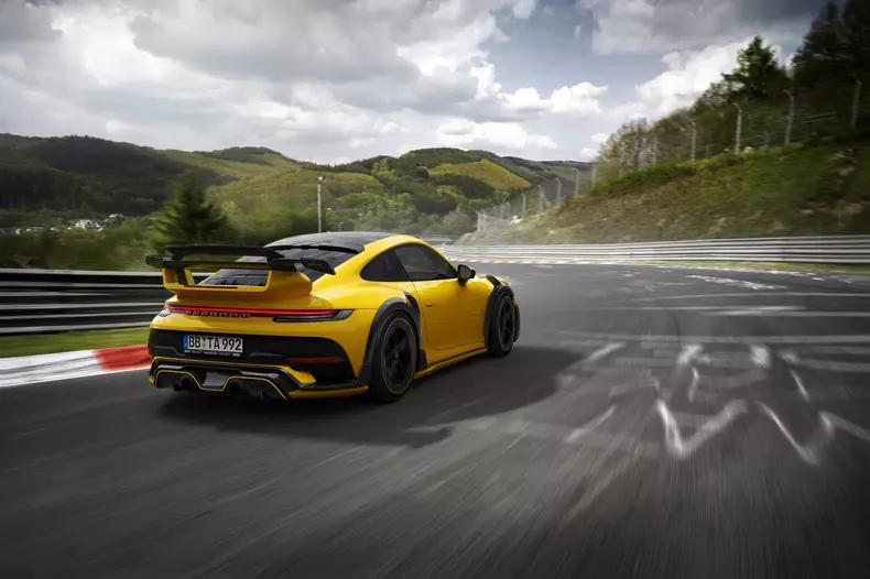 TECHART_GTstreet R_02-min