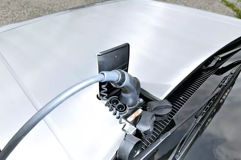 e-DMC im Vergleich mit dem originalen V6