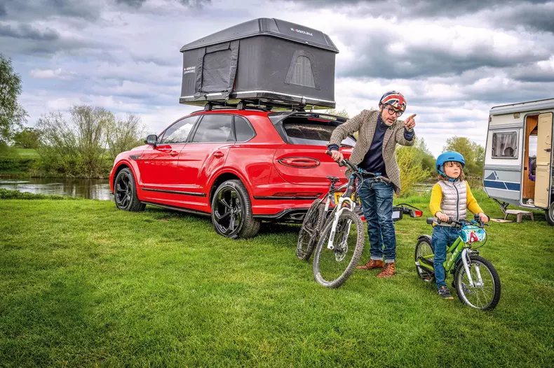 202204Bentley_Bentayga_Dachzelt0426