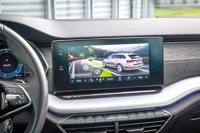 Sjoda Octavia Combi SH 009