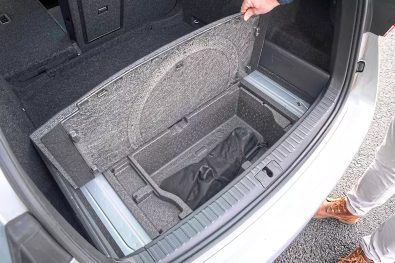 Sjoda Octavia Combi SH 016