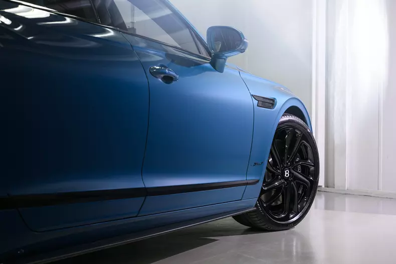 Ombre Flying Spur – 4