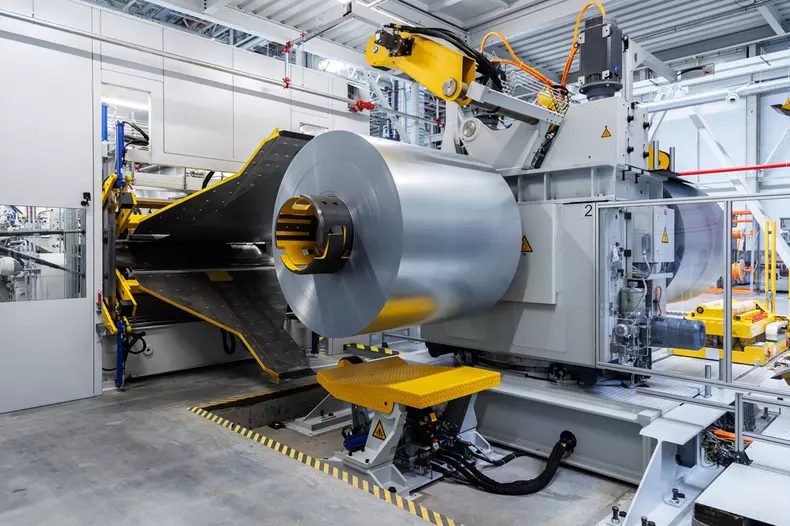 P90618010_highRes_bmw-group-plant-debr