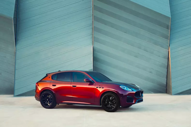 01_Maserati Grecale Tributo Il Bruciato_Il Bruciato cellar